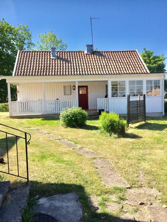 Farbror Alfreds Stuga Sjoeutsikt Köpingsvik エクステリア 写真